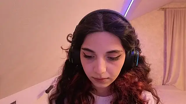 Blissmissataeses online show from 17, 2, 2026