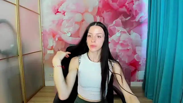 Snapshot of NoirDiva chatting on 19, 5, 2026 NoirDiva online show from 19, 5, 2026