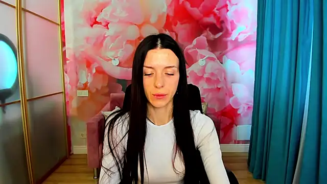 Snapshot of NoirDiva chatting on 27, 4, 2026 NoirDiva online show from 27, 4, 2026