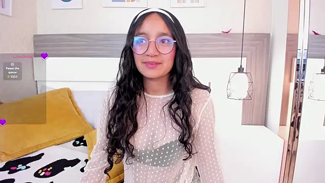 Emilyblussh online show from 24, 3, 2026