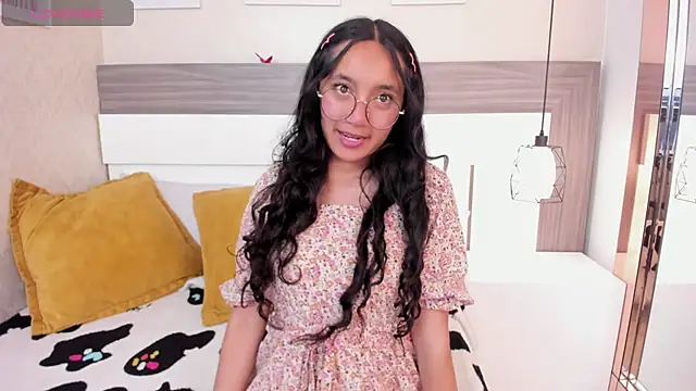 Emilyblussh online show from 9, 3, 2026