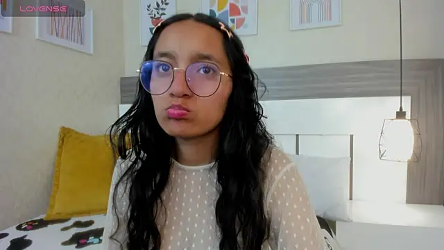 Emilyblussh online show from 28, 2, 2026