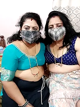 Snapshot of Kannadasexywifes chatting on 5, 7, 2026 Kannadasexywifes online show from 5, 7, 2026