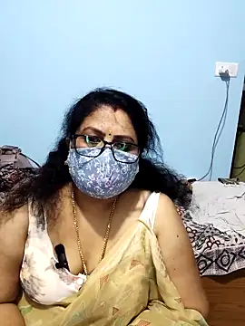 Kannadasexywifes online show from 19, 4, 2026