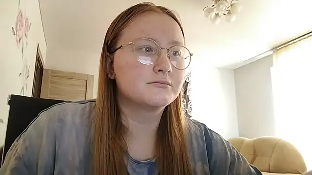 AnikaLipps online show from 27, 6, 2026