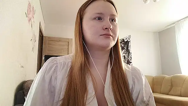 AnikaLipps online show from 4, 3, 2026