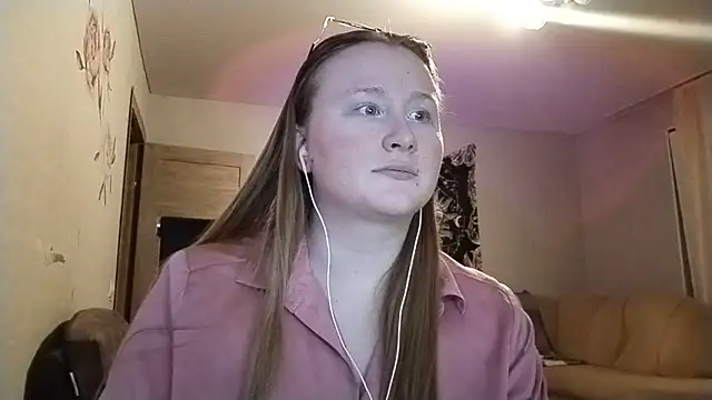 AnikaLipps online show from 2, 4, 2026