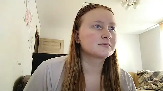 AnikaLipps online show from 10, 6, 2026