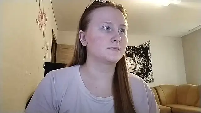 AnikaLipps online show from 18, 7, 2026