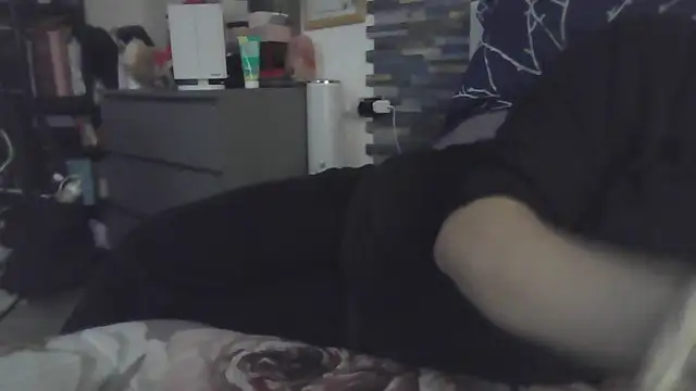 luanahot1 online show from 16, 3, 2026