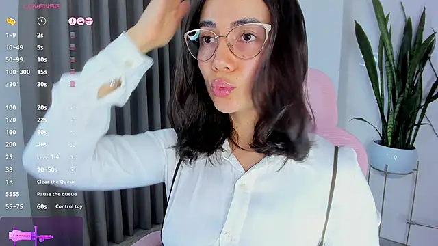 sara ospina22 online show from 3, 4, 2026