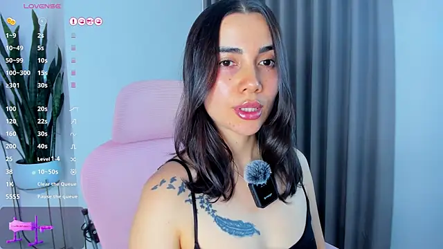 Snapshot of sara_ospina22 chatting on 23, 6, 2026 sara ospina22 online show from 23, 6, 2026