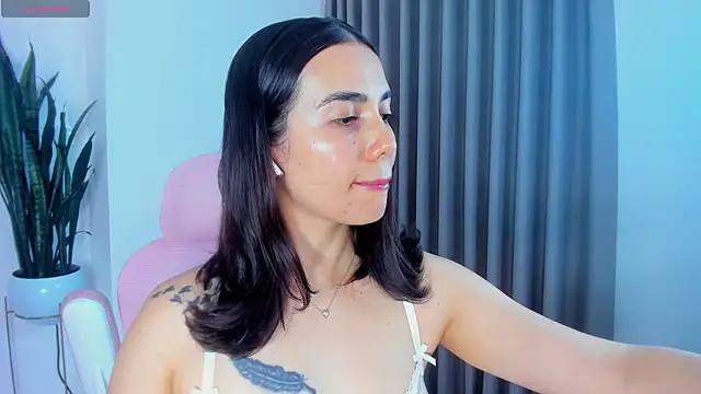 Snapshot of sara_ospina22 chatting on 31, 5, 2026 sara ospina22 online show from 31, 5, 2026