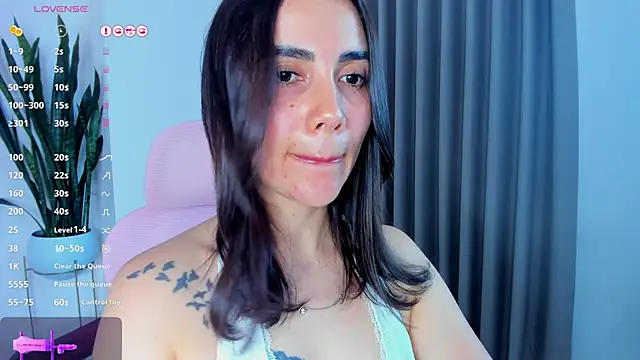 Snapshot of sara_ospina22 chatting on 1, 7, 2026 sara ospina22 online show from 1, 7, 2026