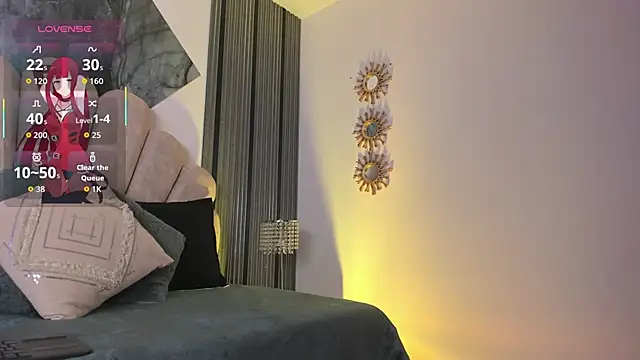 LunaVelour13 online show from 26, 3, 2026