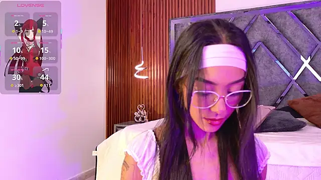 LunaVelour13 online show from 14, 2, 2026