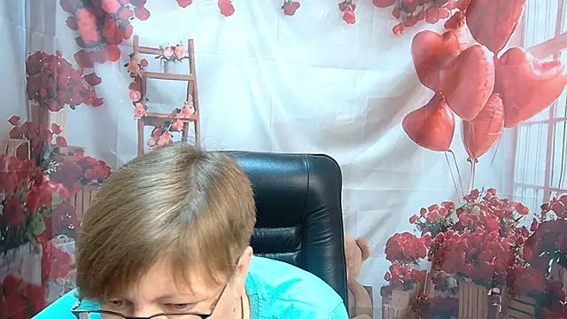 Snapshot of RadaChudna chatting on 21, 5, 2026 RadaChudna online show from 21, 5, 2026