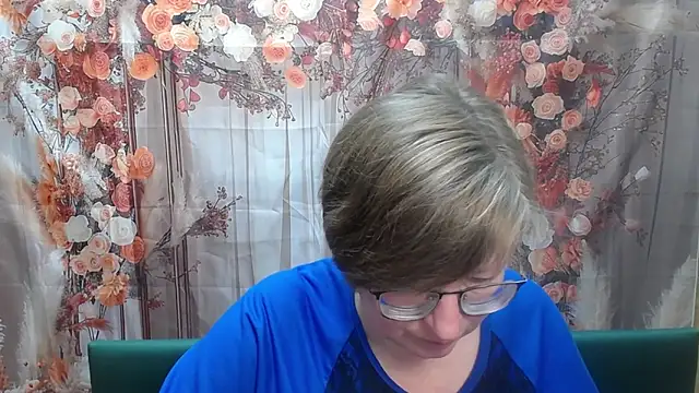 Snapshot of RadaChudna chatting on 13, 5, 2026 RadaChudna online show from 13, 5, 2026