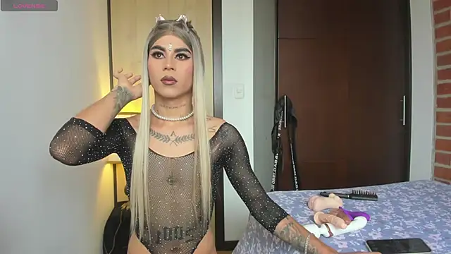 alisoondrean  online show from 15, 2, 2026