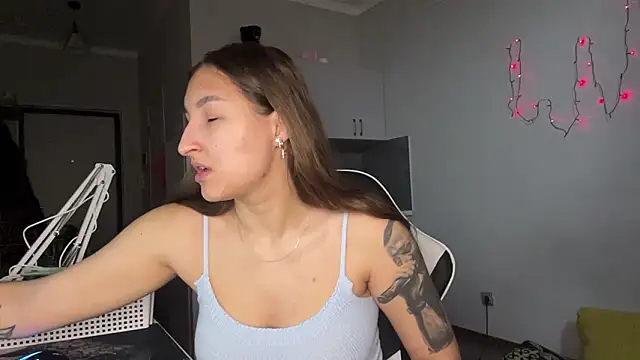 YettaUrive online show from 28, 2, 2026