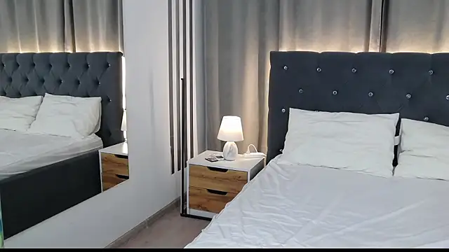VikkyVonn online show from 18, 7, 2026