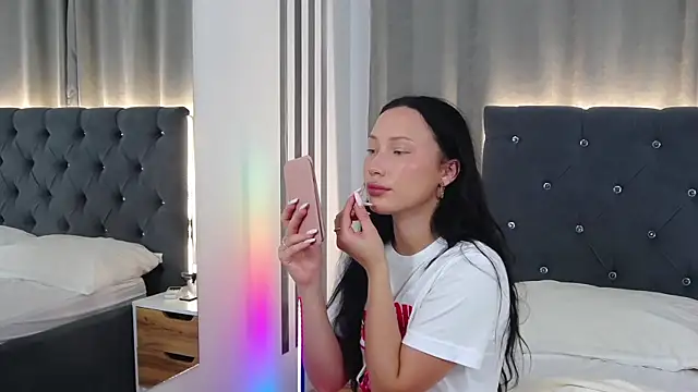VikkyVonn online show from 30, 6, 2026