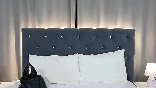 VikkyVonn online show from 12, 7, 2026
