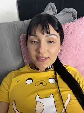 Snapshot of Myla_Fire chatting on 4, 6, 2026 Myla Fire online show from 4, 6, 2026