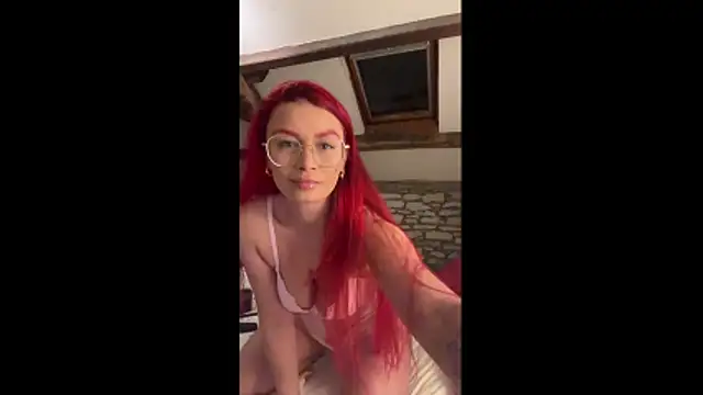 FoxyValentine online show from 6, 3, 2026