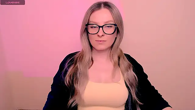 AnnePeach online show from 26, 3, 2026