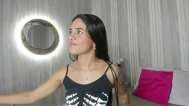 Isabellaa Rosee online show from 15, 6, 2026