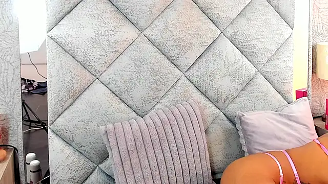 Lunakellerr online show from 25, 3, 2026