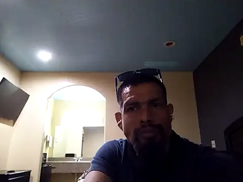 Snapshot of cocky210 chatting on 14, 5, 2026 cocky210 online show from 14, 5, 2026