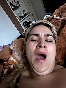 violet-grey online show from 17, 3, 2026