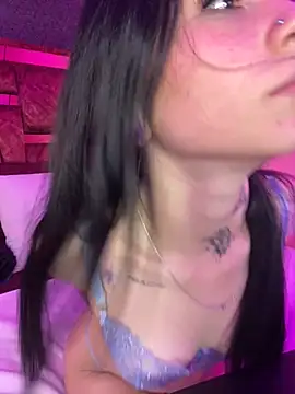 Veronicaa lodge1 online show from 7, 3, 2026