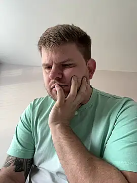 bigRobbie2026 online show from 14, 2, 2026