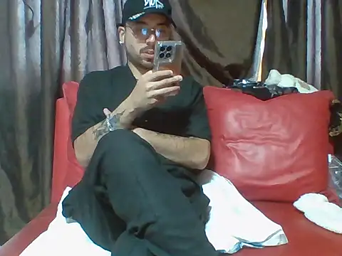 Snapshot of Karamel444 chatting on 24, 2, 2026 Karamel444 online show from 24, 2, 2026