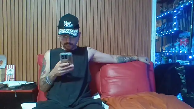 Snapshot of Karamel444 chatting on 16, 3, 2026 Karamel444 online show from 16, 3, 2026