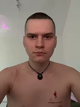 Kristina Maks online show from 2, 4, 2026