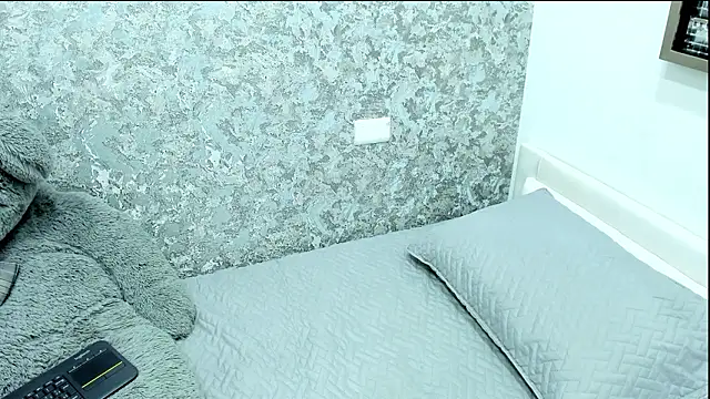 Anika H online show from 23, 2, 2026