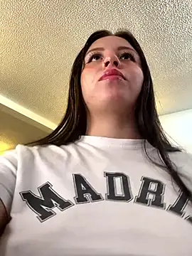 Snapshot of Sofi_Collinss chatting on 22, 4, 2026 Sofi Collinss online show from 22, 4, 2026