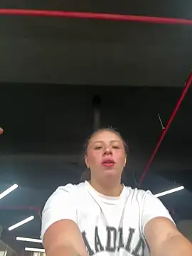 Sofi Collinss online show from 5, 3, 2026