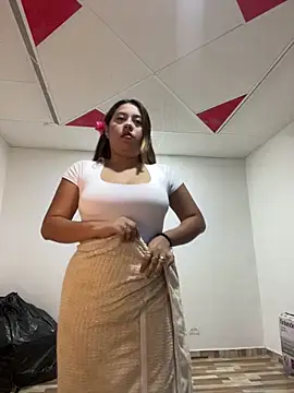 Snapshot of Emiily_joee_ chatting on 26, 5, 2026 Emiily joee online show from 26, 5, 2026