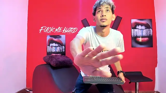 YOUNG BOYS HELL online show from 14, 2, 2026