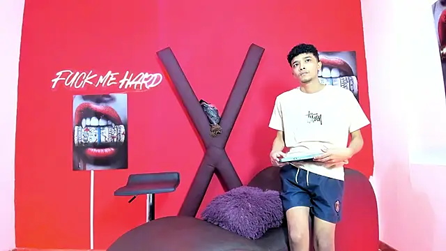 YOUNG BOYS HELL online show from 22, 3, 2026