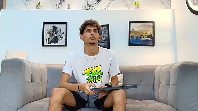 YOUNG BOYS HELL online show from 23, 4, 2026