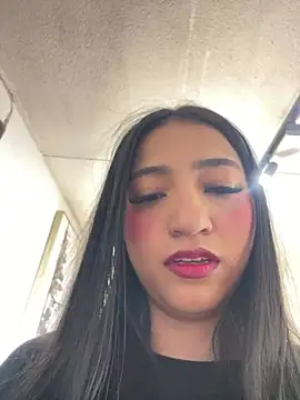 Daniela Pink online show from 13, 4, 2026