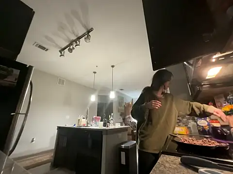 ash10alex online show from 8, 3, 2026