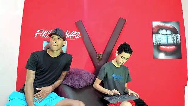 GREEN BOYS online show from 24, 2, 2026