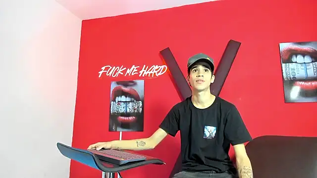 GREEN BOYS online show from 11, 3, 2026